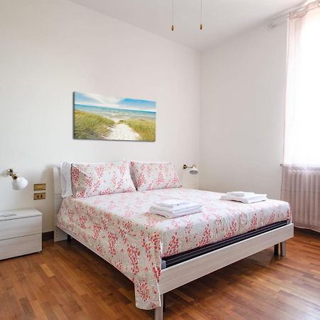 Casa Nisida Apartment Песаро Екстериор снимка