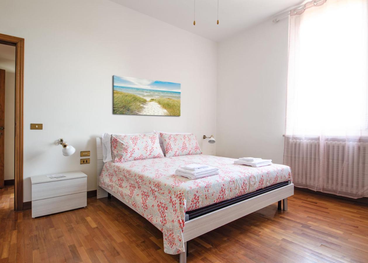Casa Nisida Apartment Песаро Екстериор снимка